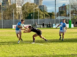 LANÚS SE PUSO AL DÍA, GOLEÓ A CENTRO NAVAL EN EL POSTERGADO Y OTRA VEZ ES EL PUNTERO DE LA “C”