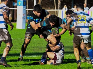 LOS CEDROS REACCIONÓ EN EL SEGUNDO TIEMPO Y SE QUEDÓ CON EL CLÁSICO, LA PUNTA Y MANTIENE EL INVICTO