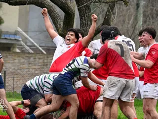 JUVENILES, EN LA M19 MARIANO MORENO SE HIZO FUERTE EN LA REJA Y CONSIGUIÓ EL PRIMER TRIUNFO DE LA SEGUNDA RUEDA