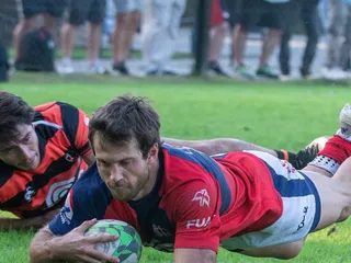 SAN LUIS TRABAJÓ MÁS DE LO ESPERADO EN MUNRO, PERO FINALMENTE LE GANÓ A OLIVOS