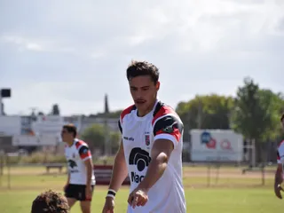 CUQ NO PUDO CON MONTE GRANDE Y EL EMPATE LO ALEJÓ DE LA PUNTA