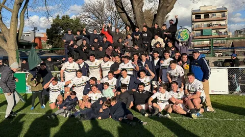 SAN CIRANO VENCIÓ A UNIVERSITARIO DE LA PLATA Y ES EL ÚNICO ESCOLTA DE SAN LUIS