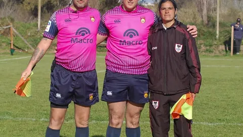 LOS ÁRBITROS DE UNA NUEVA FECHA DE LOS TORNEOS DE LA URBA