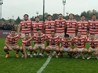 Alumni se llevó la victoria ante Los Tilos del Barrio Obrero y se metió en las semifinales del torneo