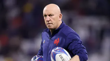Shaun Edwards, quiere ir al mundial de Australia, mientras se reparte entre el femenino inglés y el seleccionado masculino argentino