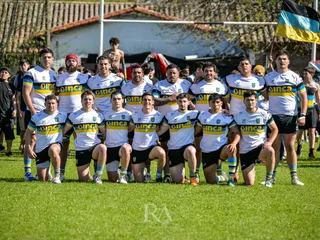 Los Cedros goleó a Porteño y quedó en la historia del club como campeón e invicto