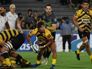 Peñarol goleó a Corinthians en un amistoso de preparación