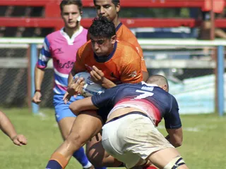 Tucumán tropezó en el debut del Argentino Juvenil