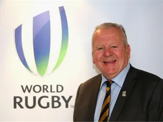 Bill Beaumont superó a Agustín Pichot y seguirá al frente de World Rugby hasta el 2024