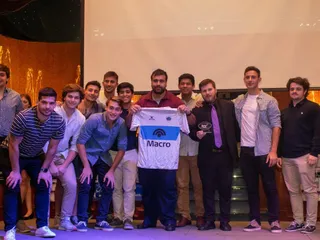 Gimnasia y Esgrima, dos fanáticos unidos por la misma pasión
