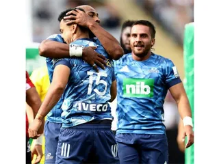 Blues y Hurricanes con alineaciones confirmadas para el duelo en Auckland