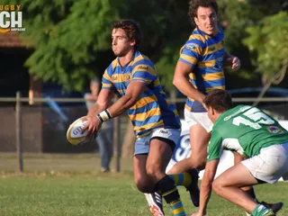 Bautista Ezcurra: "Irme afuera es una chance de jugar profesionalmente, ganar experiencia y poder jugar en Los Pumas"