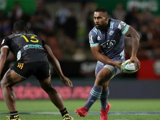 Hurricanes cerró la fecha con una victoria