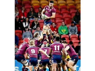 Reds superó a Western Force y lidera el torneo