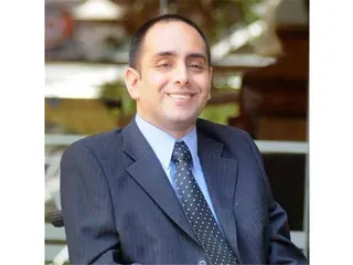 Diego Elías, "Porque no es lo mismo vivir que honrar la vida"