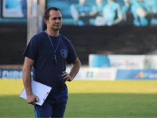 Esteban Meneses anunció el plantel de Los Teros para el Sudamericano