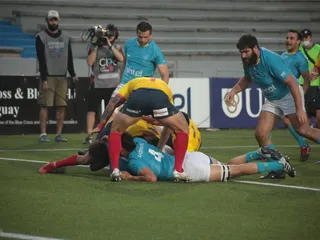 URUGUAY SE TOMÓ REVANCHA DE ESPAÑA Y LO VENCIÓ POR 19 A 10