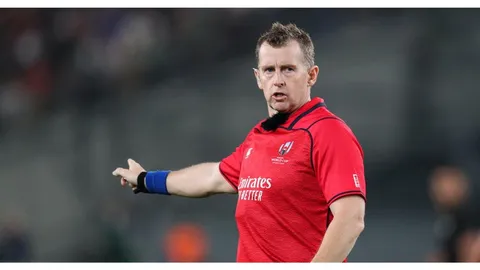 Nigel Owens se retira del arbitraje