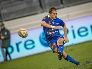 Benjamín Urdapilleta continúa en Castres