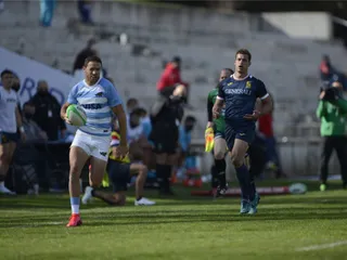Los Pumas 7s arrancaron con el pie derecho en Madrid