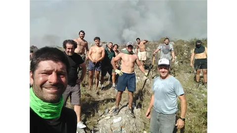 Los Cardos, el fuego y todo el amor para salvar el club